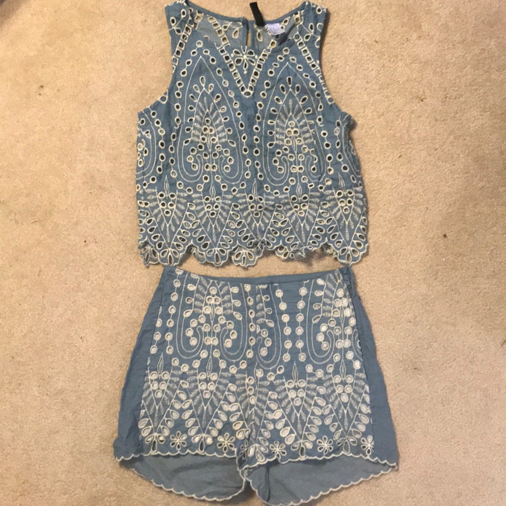 Cute blue two piece outfit set!
